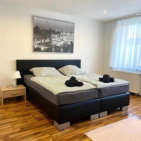 Apartment Modernes In Zentraler Lage Fuer Bis Zu 4 Personen