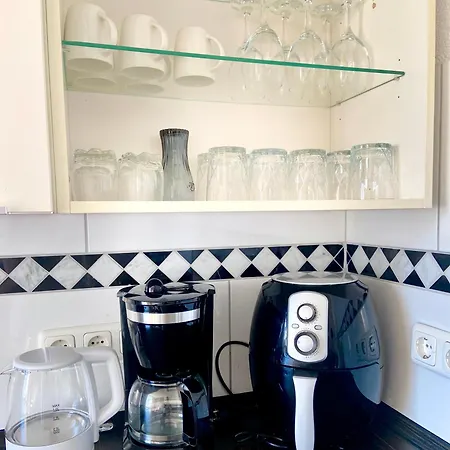 Apartment Modernes In Zentraler Lage Fuer Bis Zu 4 Personen *