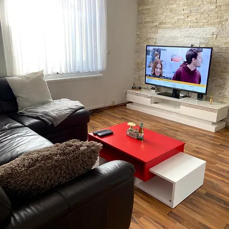Modernes In Zentraler Lage Fuer Bis Zu 4 Personen Apartment *