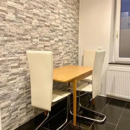 Modernes In Zentraler Lage Fuer Bis Zu 4 Personen